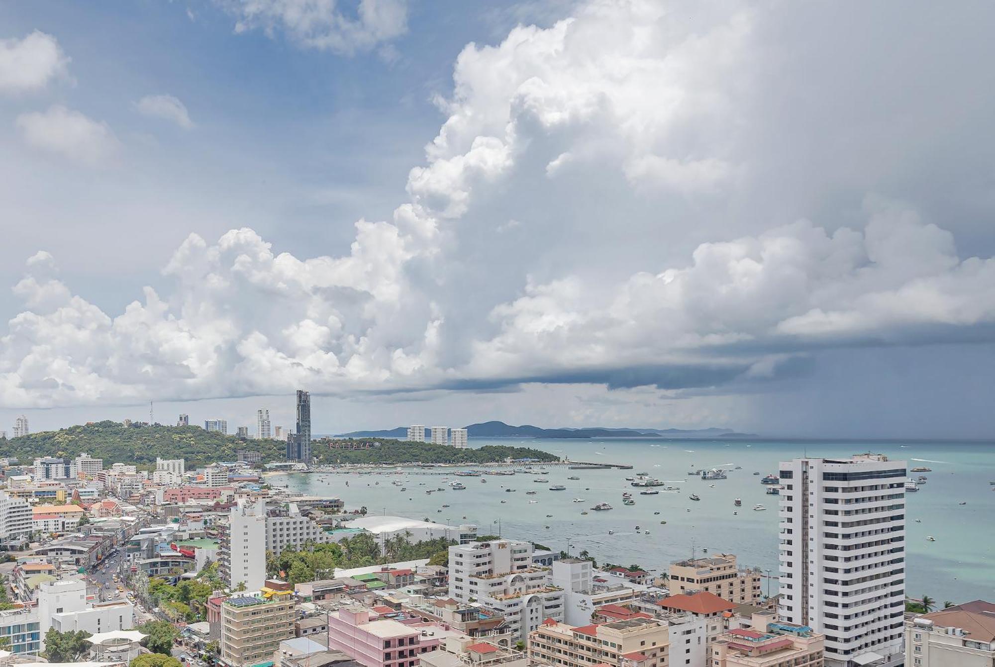 Edge Central Pattaya Sea View High Floor 23,26 Bagian luar foto